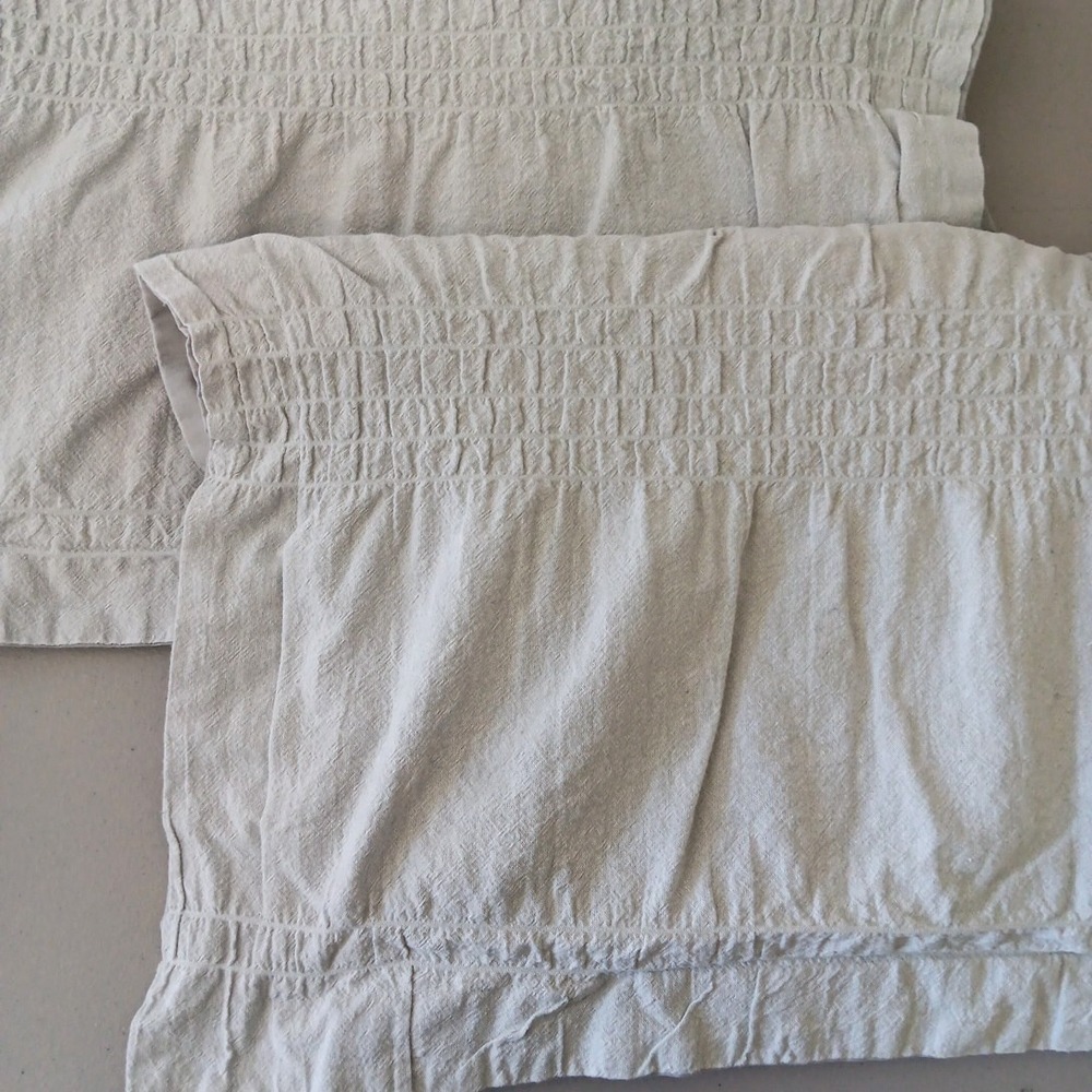 2 Threshold Pillowcases KING Gray Pleated Cotton Shams Prairie Minimalist Chic - Picture 2 of 7